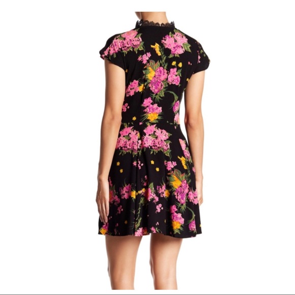 FREE PEOPLE LACE DETAIL FLORAL PRINT MINI DRESS - Picture 6 of 8